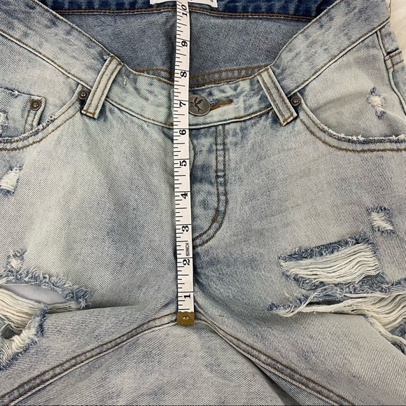 One Teaspoon Lonely Boys Jeans, Rigid, Low Waist Extremely Distressed, Size 0 - Picture 4 of 11